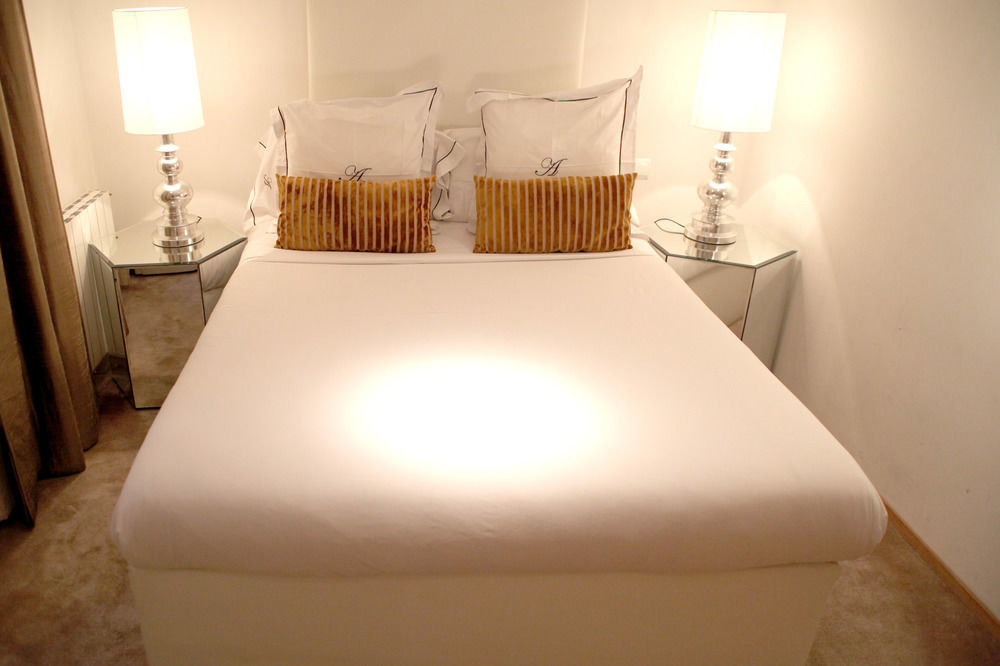 Abalu Design Boutique Gran Via - Only Adults